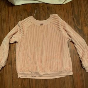 Long sleeve fluffy shirt!